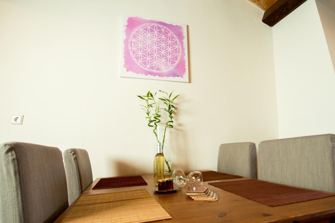 Attic Flat At San Giacomo Square-Corfu Town Apartment ภายนอก รูปภาพ